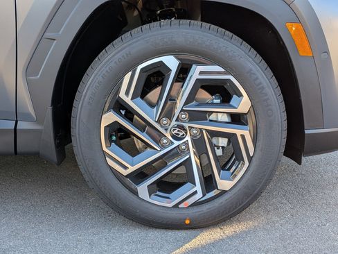 New 2026 Hyundai Tucson Limited image 7
