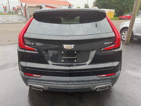 Used 2019 Cadillac XT4 Premium Luxury image 5