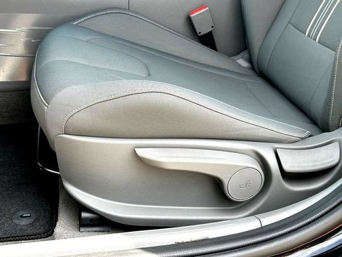 Used 2026 Hyundai Elantra Sport FWD image 14