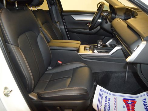 New 2026 MAZDA CX-90 3.3 Turbo w/ Preferred Package image 11