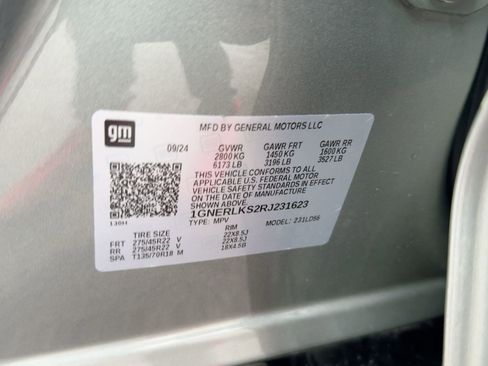 Used 2024 Chevrolet Traverse RS w/ LPO, Floor Liner Package image 19