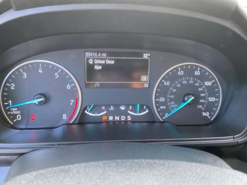 Used 2021 Ford EcoSport SE w/ SE Convenience Package image 8