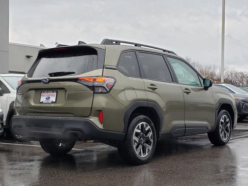 New 2026 Subaru Forester Premium image 3