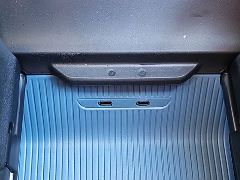 New 2026 Volvo EX30 Ultra image 9