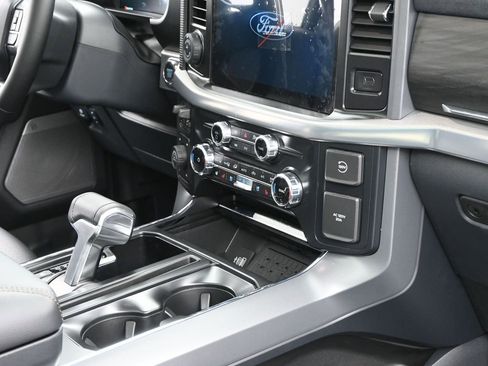 New 2025 Ford F150 Lariat w/ Equipment Group 502A High image 37