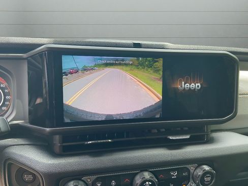 New 2024 Jeep Wrangler Unlimited Sport image 26