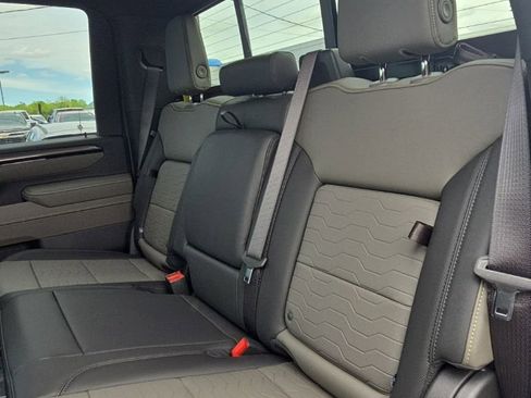 New 2026 Chevrolet Silverado 2500 ZR2 AWD/4WD image 11