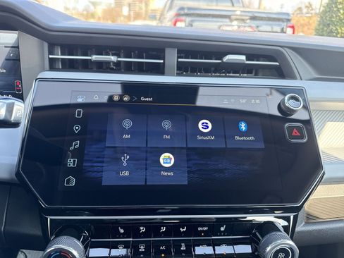 New 2027 Chevrolet Bolt LT w/ Comfort Package image 18