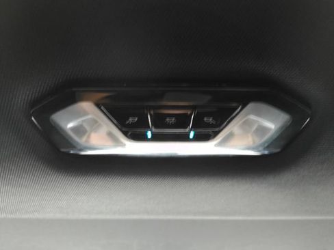 Used 2022 BMW 330e w/ Driving Assistance Package RWD image 34