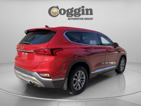 Used 2019 Hyundai Santa Fe SEL image 5