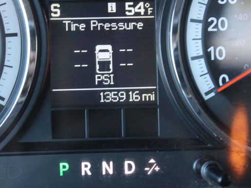 Used 2011 RAM 1500 Outdoorsman AWD/4WD image 9