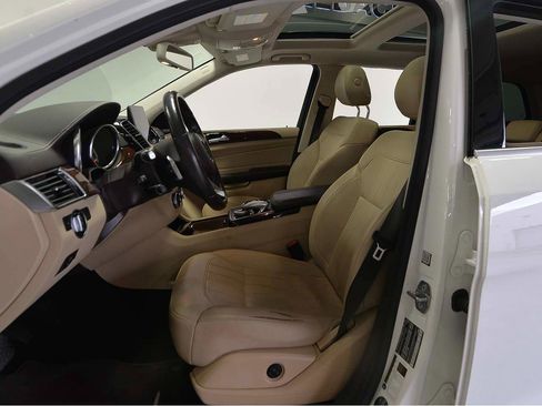 Used 2019 Mercedes-Benz GLS 450 4MATIC image 8