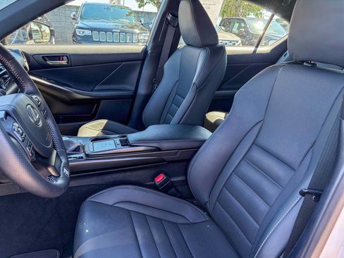 Used 2023 Lexus IS 350 F Sport RWD image 17