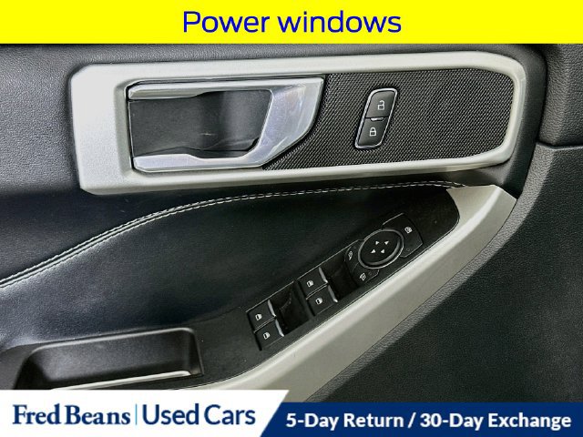 Used 2022 Ford Explorer XLT AWD/4WD image 22