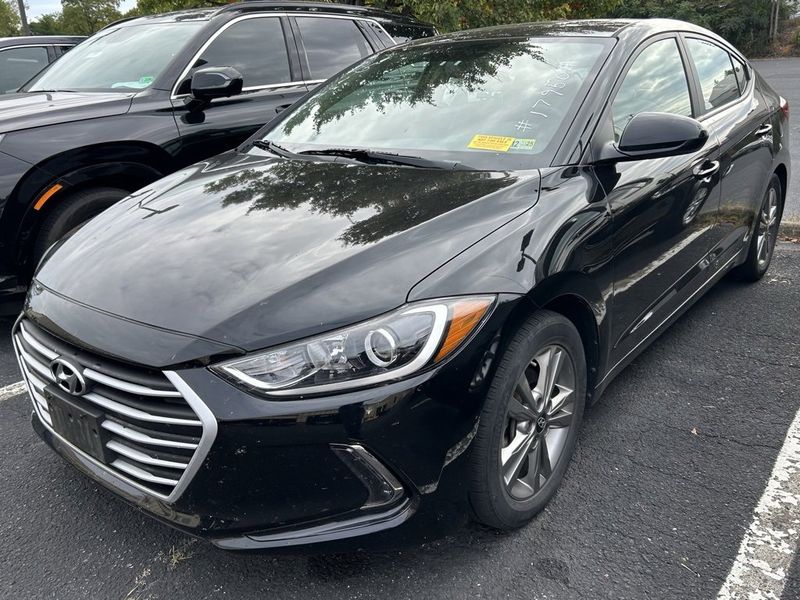 Used 2017 Hyundai Elantra Value Edition image 1