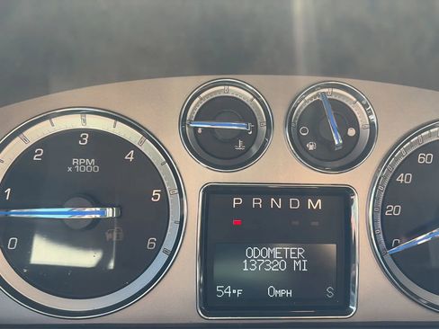 Used 2009 Cadillac Escalade AWD image 38