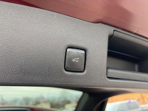 Certified 2021 Ford Escape Titanium w/ Titanium Premium Package image 27