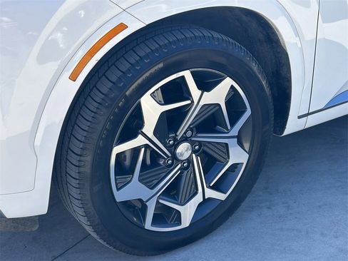 Used 2022 Hyundai Palisade Calligraphy image 9