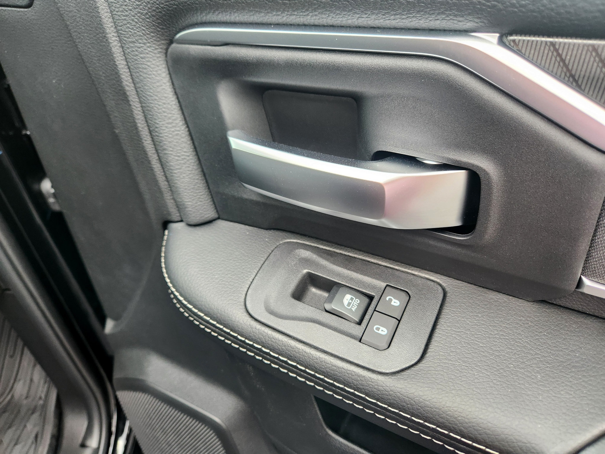 New 2027 RAM 3500 Big Horn AWD/4WD image 33