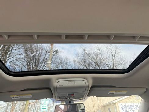 Used 2015 Volkswagen Passat TDI SE image 11