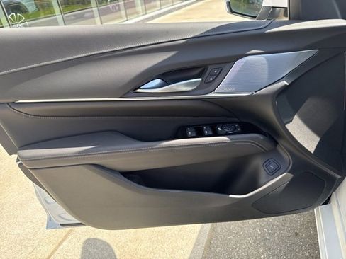 New 2025 Cadillac CT4 Luxury image 11