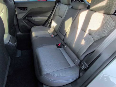 Used 2024 Subaru Crosstrek 2.0i Premium image 21