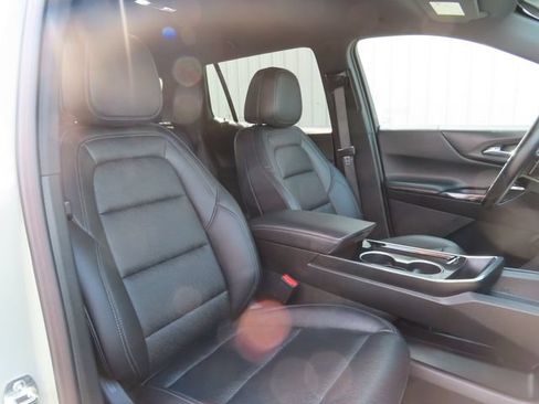 Used 2025 Chevrolet Equinox LT w/ Convenience Package II AWD/4WD image 24