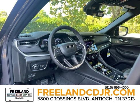 New 2025 Jeep Grand Cherokee L Altitude image 16