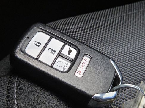 Certified 2018 Honda CR-V EX image 32