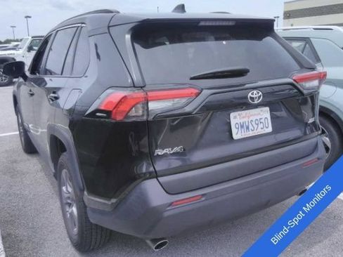 Used 2024 Toyota RAV4 XLE FWD image 3