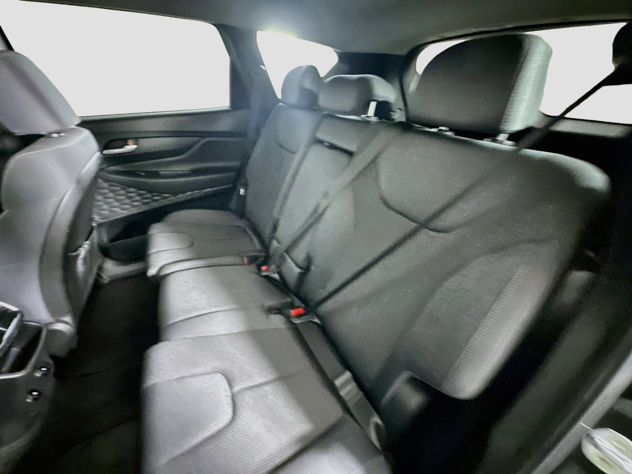 Used 2019 Hyundai Santa Fe SEL FWD image 26
