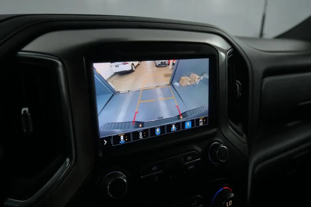 Used 2020 Chevrolet Silverado 2500 LTZ w/ Technology Package AWD/4WD image 42