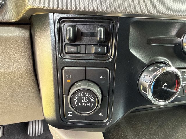 New 2027 Ford F350 Platinum w/ Platinum Plus Package AWD/4WD image 31
