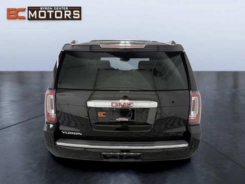 Used 2018 GMC Yukon Denali w/ Denali Ultimate Package AWD/4WD image 5