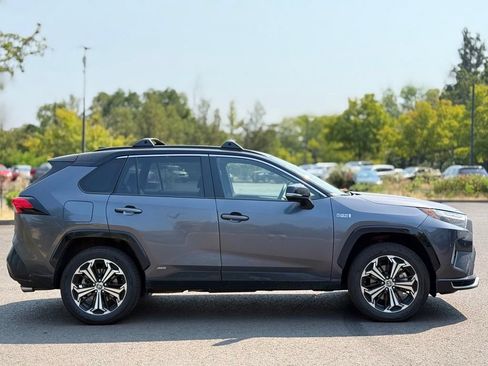 Used 2023 Toyota RAV4 XSE w/ Premium Package AWD/4WD image 6