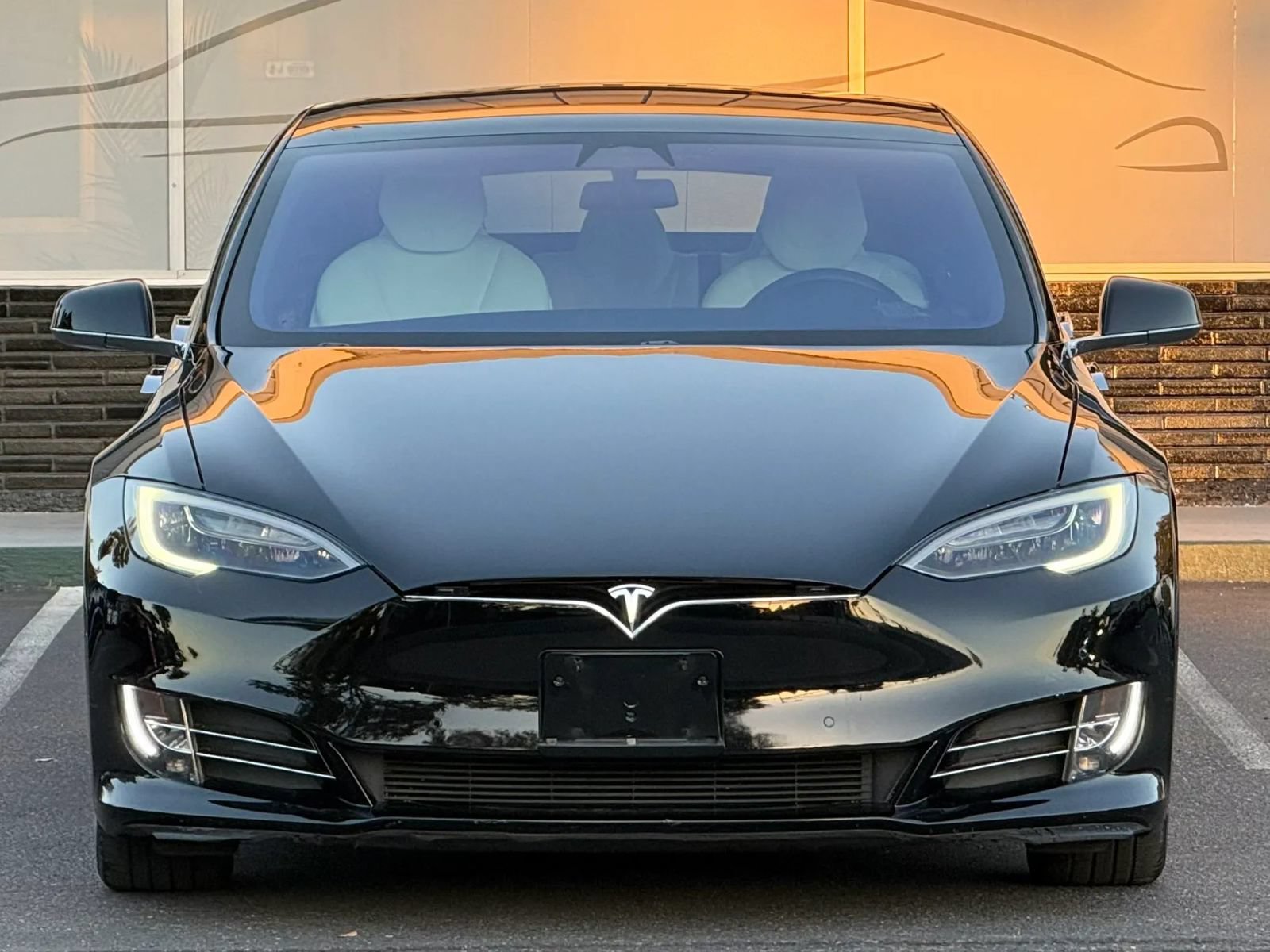 Used 2017 Tesla Model S 75D AWD/4WD image 2