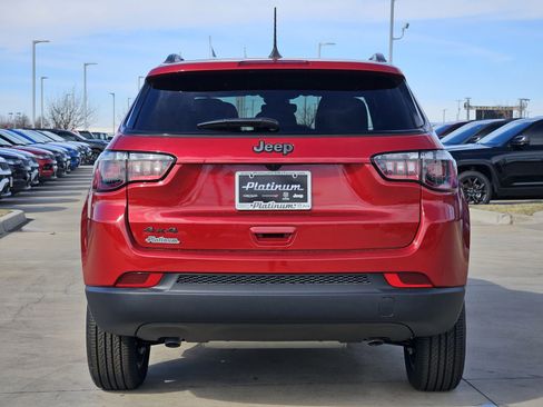 New 2026 Jeep Compass Latitude image 8
