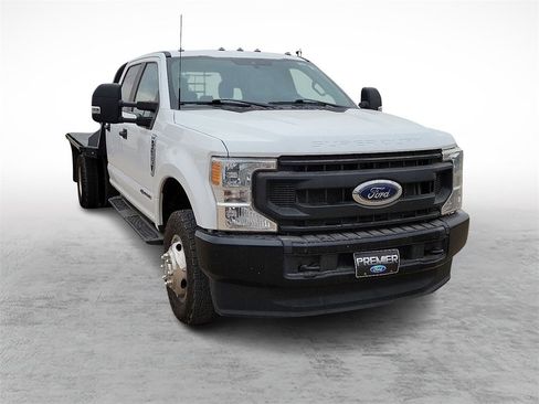 Used 2022 Ford F350 XL w/ Power Equipment Group image 2