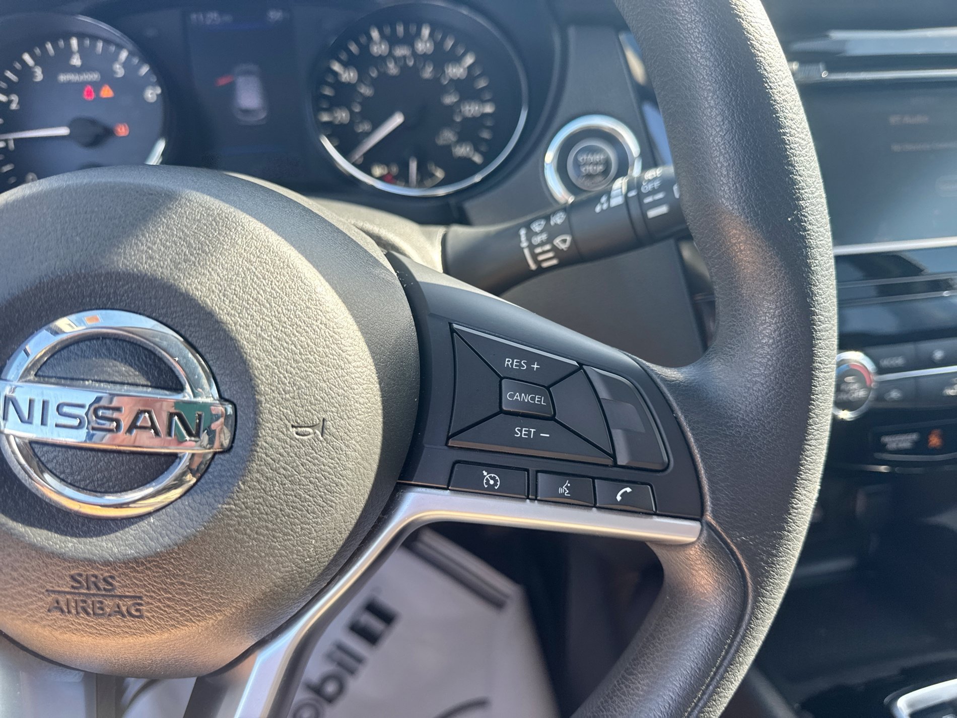 Used 2020 Nissan Rogue Sport SV FWD image 24