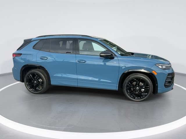 New 2026 Volkswagen Tiguan SE R-Line FWD image 9
