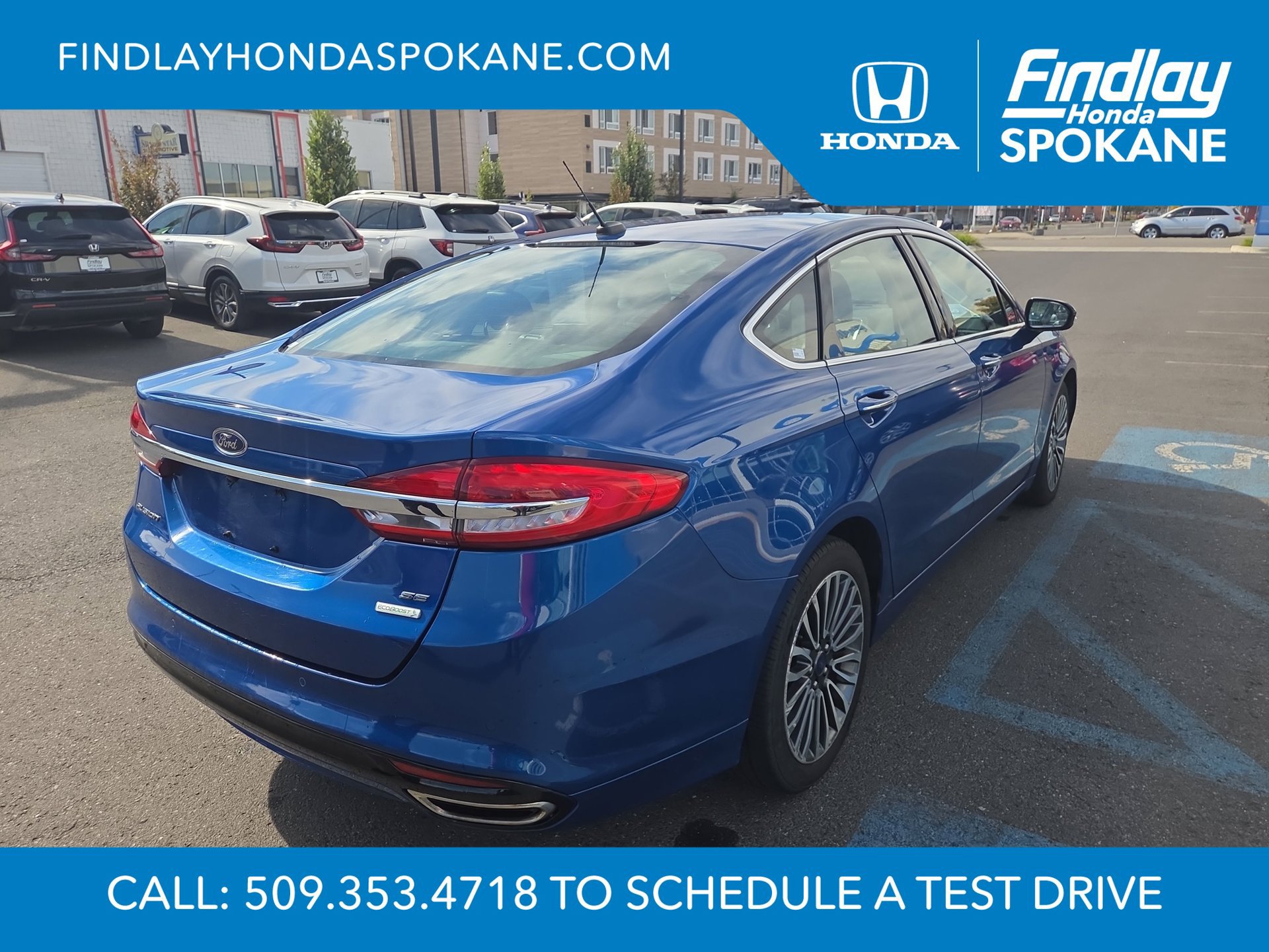 Used 2017 Ford Fusion SE w/ Fusion SE Technology Package FWD image 5