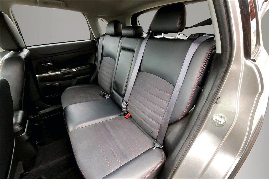 Used 2024 Mitsubishi Outlander Sport SE AWD/4WD image 20