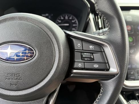 Used 2025 Subaru Outback Premium AWD/4WD image 15
