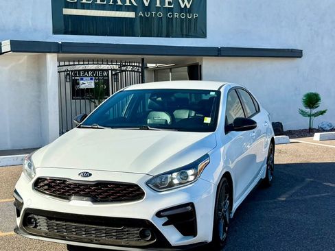 Used 2021 Kia Forte GT-Line FWD image 2