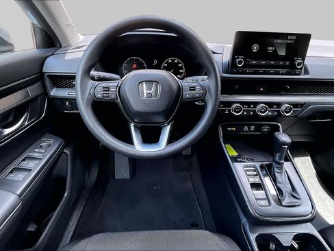 Used 2024 Honda CR-V EX image 6