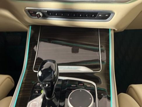 Used 2021 BMW X5 xDrive40i w/ Premium Package image 27