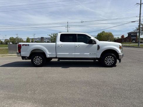 Certified 2022 Ford F250 Lariat w/ Lariat Value Package image 4