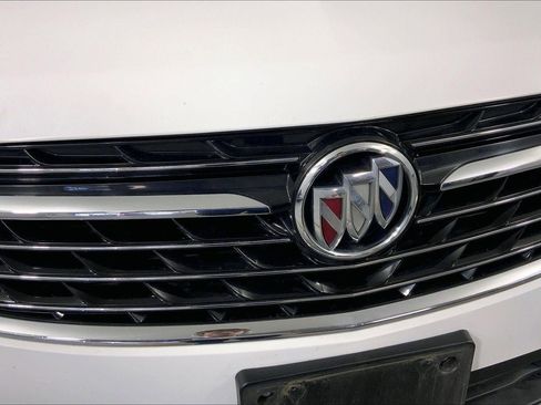 Used 2023 Buick Envision Essence image 28