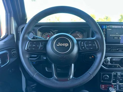 Used 2024 Jeep Wrangler Unlimited Rubicon 4xe image 38