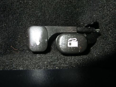 Used 2025 Kia K4 EX image 18